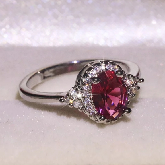 Beautiful round Zircon ring for women! - Picture 3 of 5